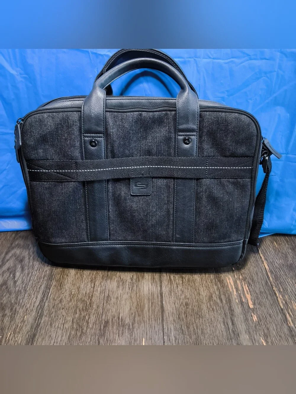 ​Solo New York Laptop Briefcase Messenger Bag Black Denim Faux Leather Business